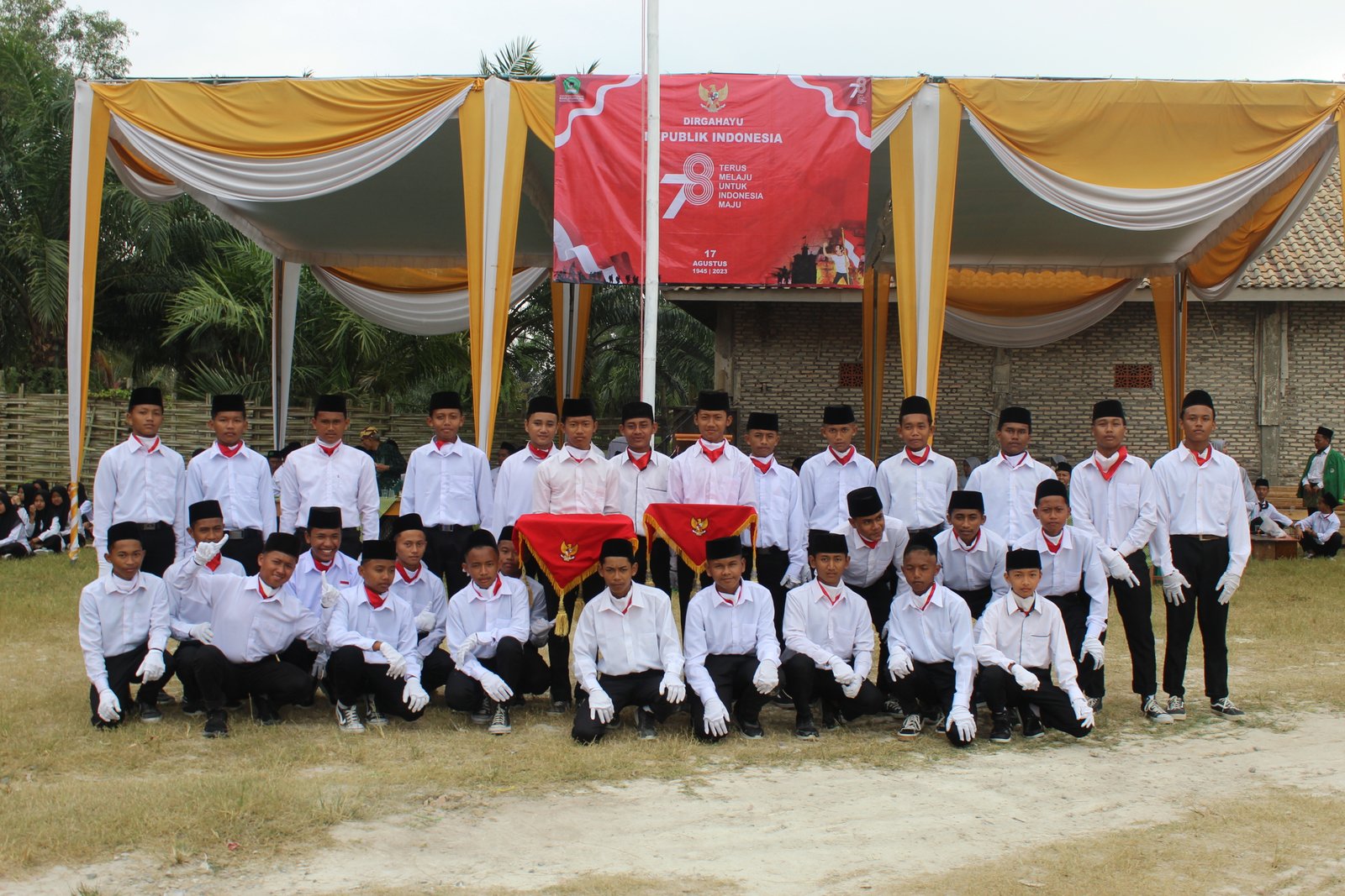 Tentang GOTTRASH